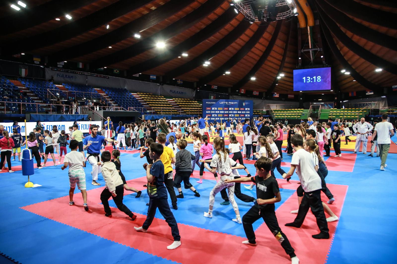 Open Day Foro Italico Camp, sport e divertimento per 500 bambini al PalaFiljkam di Ostia