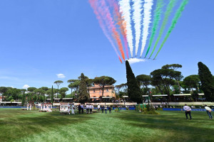 frecce tricolori a piazza di siena foto gmt 017